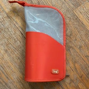 Lug canoe makeup bag